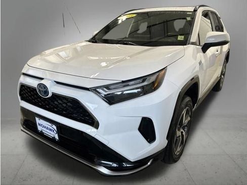 Used 2023 Toyota RAV4 SE w/ Weather & Moonroof Package AWD/4WD image 1