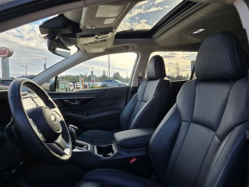 Certified 2025 Subaru Outback Limited image 12