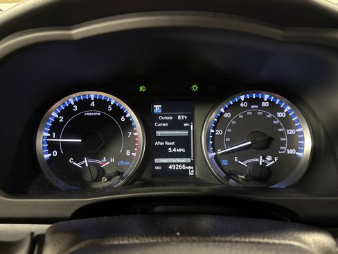 Used 2019 Toyota Highlander Plus AWD/4WD image 19