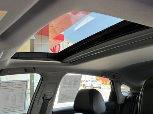 Used 2024 Acura Integra image 24