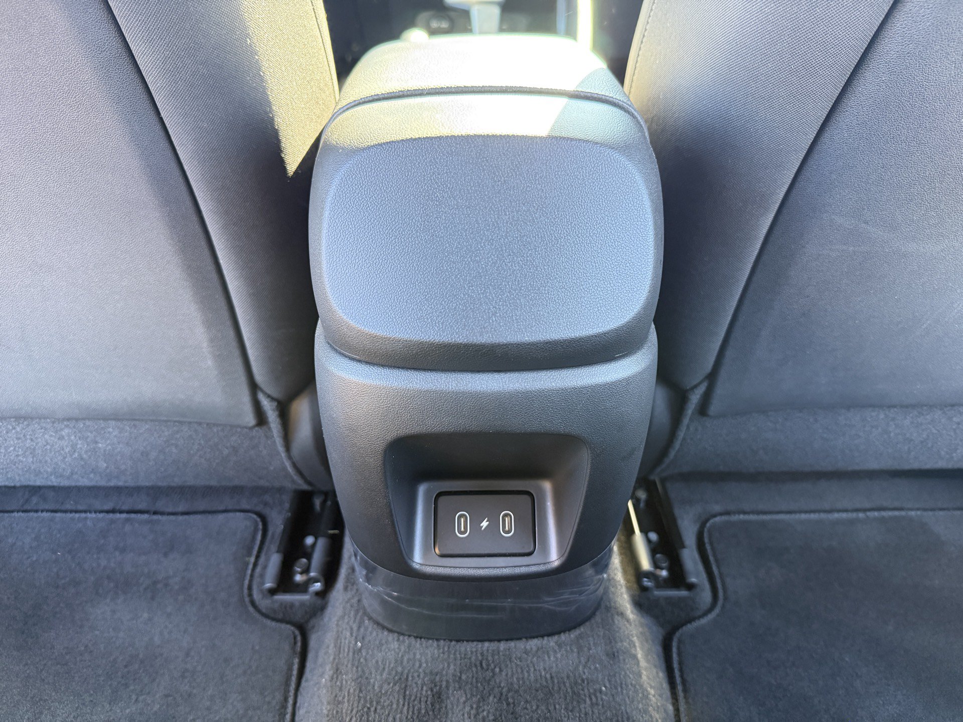 Used 2025 Hyundai Elantra SE FWD image 31