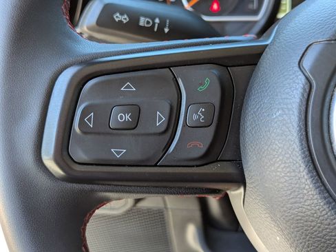 Certified 2024 Jeep Wrangler Unlimited Rubicon AWD/4WD image 30