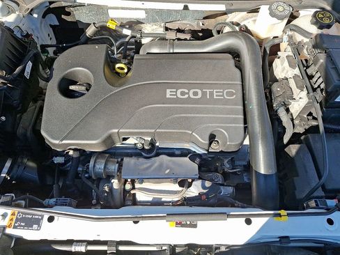 Used 2022 Chevrolet Equinox RS image 28