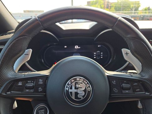 Used 2024 Alfa Romeo Stelvio Sprint RWD image 34