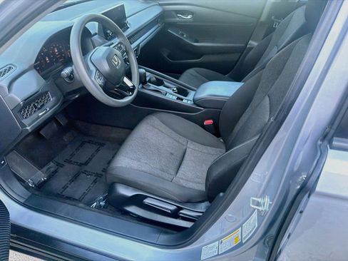 Used 2023 Honda Accord LX image 17
