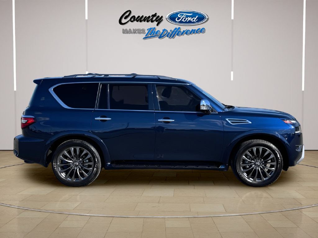 Used 2024 Nissan Armada Platinum w/ Captain's Chairs Package RWD image 7