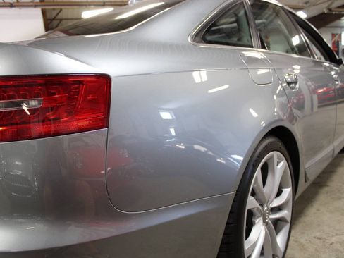 Used 2009 Audi S6 Sedan AWD/4WD image 13