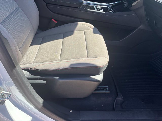 Used 2024 Chevrolet Traverse LT w/ LPO, Floor Liner Package FWD image 11