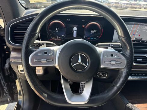 Used 2021 Mercedes-Benz GLS 580 4MATIC image 24