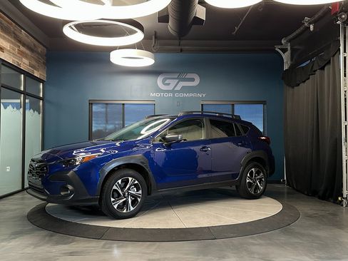 Used 2024 Subaru Crosstrek 2.0i Premium w/ Crosstrek Mirror Package image 7