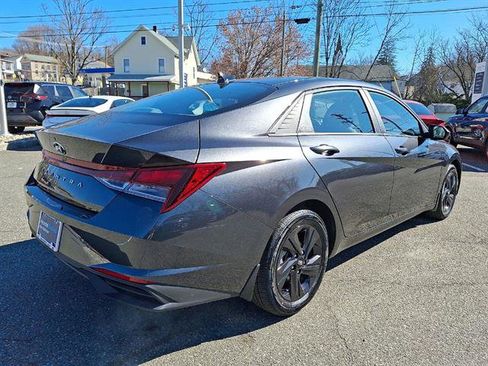 Certified 2023 Hyundai Elantra SEL FWD image 24