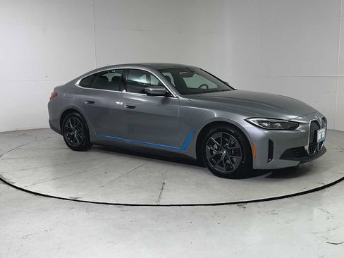 Used 2023 BMW i4 eDrive40 image 8