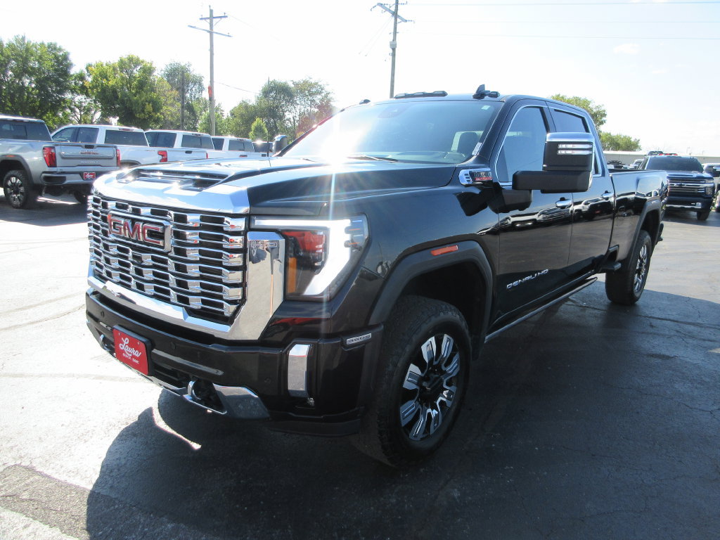 Certified 2025 GMC Sierra 3500 Denali w/ Denali Reserve Package AWD/4WD image 13