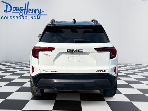 New 2026 GMC Terrain AT4 w/ Technology Package II AWD/4WD image 4