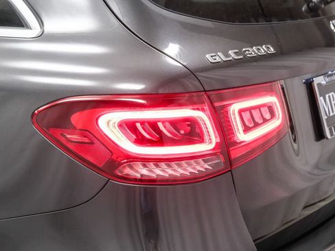 Used 2022 Mercedes-Benz GLC 300 image 7