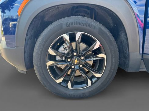 Used 2023 Chevrolet TrailBlazer LT FWD image 14