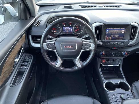Used 2021 GMC Terrain SLE w/ Driver Convenience Package image 12