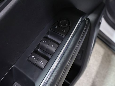 Used 2024 GMC Acadia Elevation AWD/4WD image 12