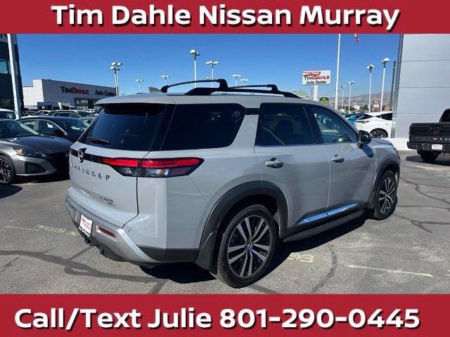 Used 2024 Nissan Pathfinder Platinum w/ Cargo Package AWD/4WD image 12