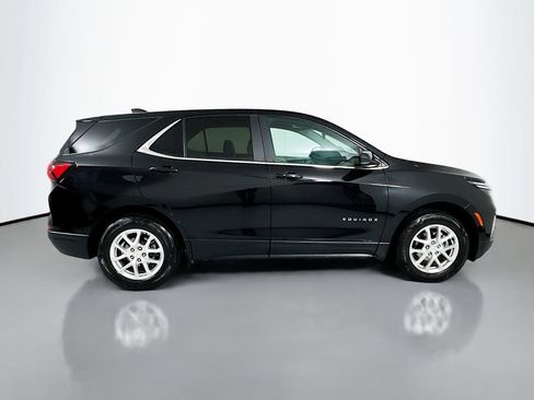 Used 2022 Chevrolet Equinox LT w/ LPO, Floor Liner Package AWD/4WD image 8