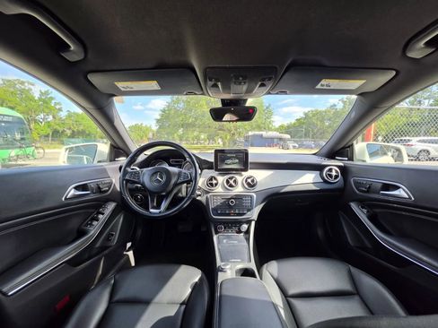 Used 2015 Mercedes-Benz CLA 250 image 10