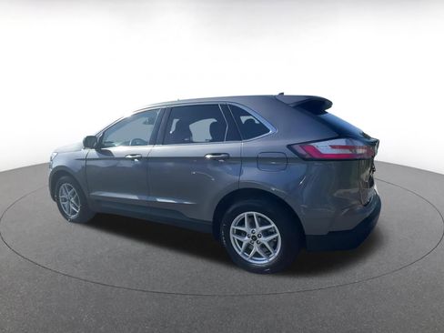 Used 2024 Ford Edge SEL image 10