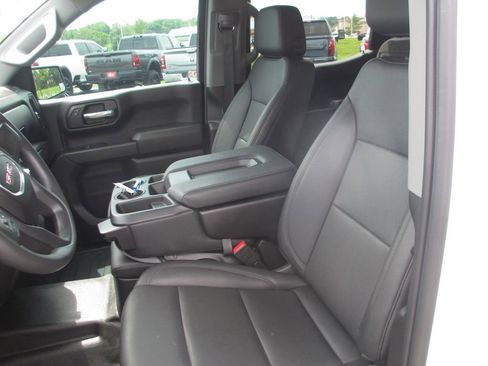 Used 2024 GMC Sierra 1500 Pro w/ Pro Value Package AWD/4WD image 16