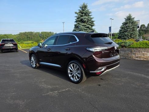 Used 2023 Buick Envision Avenir AWD/4WD image 2