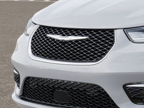 New 2026 Chrysler Pacifica Select FWD image 12