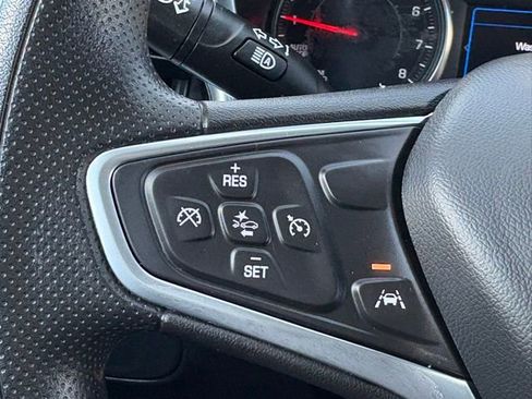 Used 2023 Chevrolet Equinox LT image 19