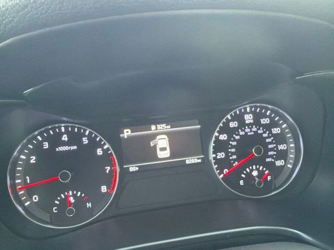 Certified 2024 Kia Forte LXS w/ LXS Technology Package FWD image 18