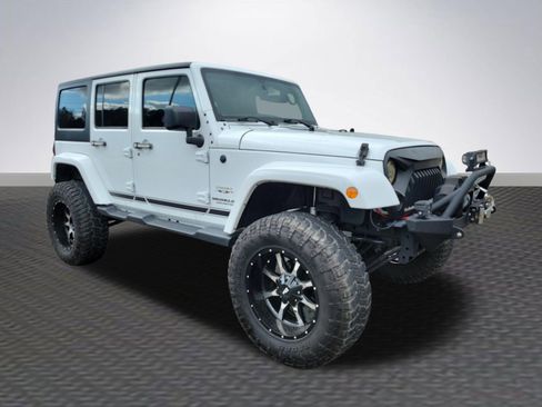 Used 2017 Jeep Wrangler Unlimited Sahara w/ Dual Top Group image 1