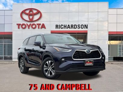 Used 2021 Toyota Highlander XLE