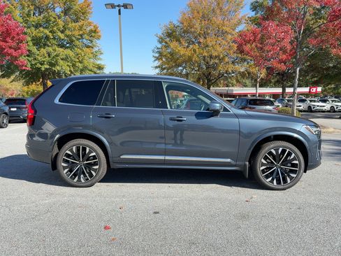 Used 2026 Volvo XC90 B6 Plus w/ Protection Package image 8