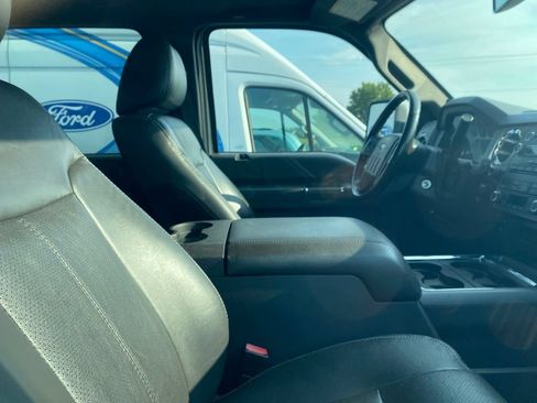 Used 2011 Ford F350 Lariat w/ Lariat Interior Pkg AWD/4WD image 9