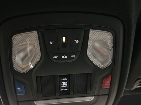 Used 2019 RAM 1500 Big Horn AWD/4WD image 31