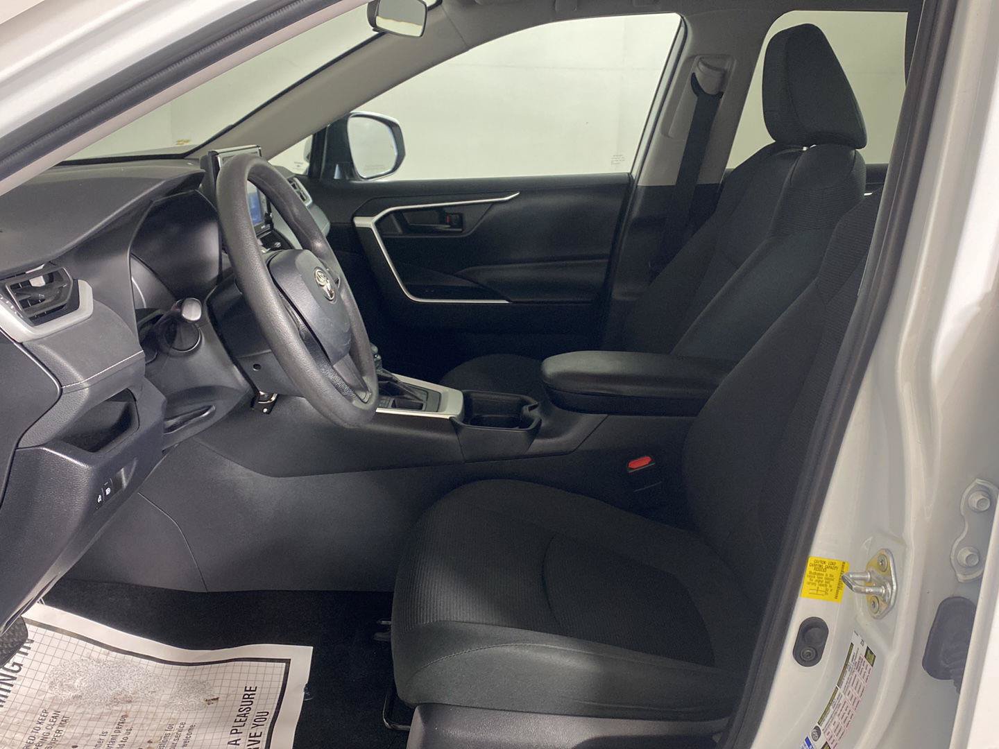 Used 2020 Toyota RAV4 LE w/ All Weather Liner Package AWD/4WD image 20