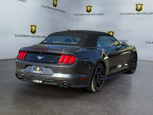 Used 2023 Ford Mustang Premium image 5