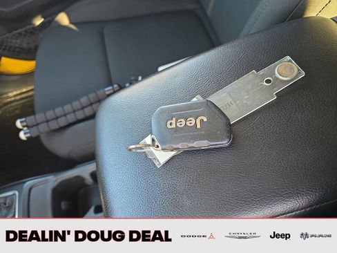 Used 2021 Jeep Wrangler Unlimited Sport image 30