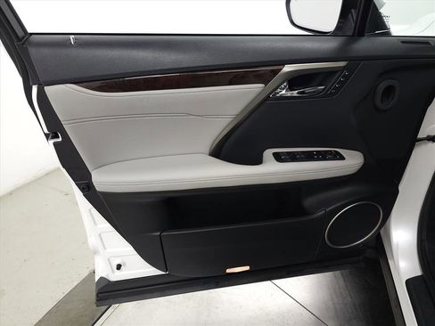 Used 2018 Lexus RX 450h AWD image 14