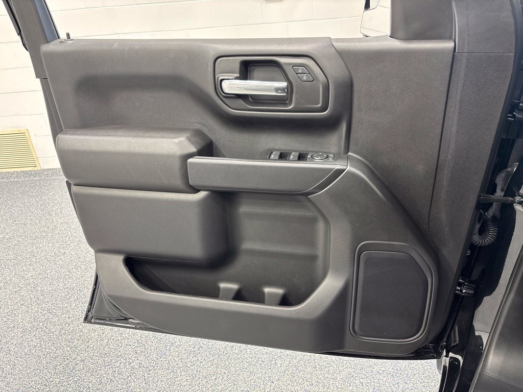 Used 2024 Chevrolet Silverado 1500 Custom AWD/4WD image 27