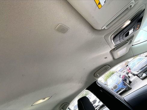 Used 2024 Toyota Corolla LE image 24