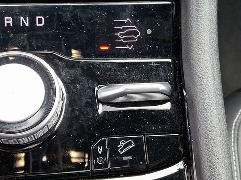 Used 2023 Jeep Grand Cherokee Overland image 22