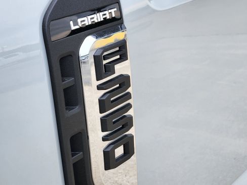 New 2026 Ford F250 Lariat w/ FX4 Off-Road Package AWD/4WD image 11