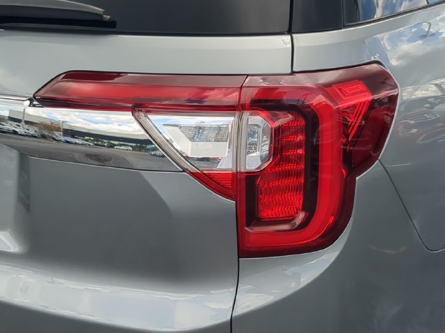 Used 2023 GMC Acadia Denali w/ Denali Ultimate Package FWD image 11