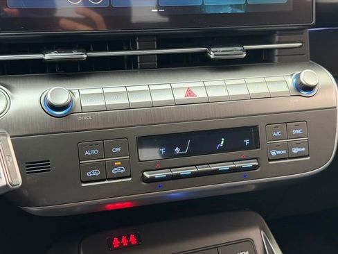 New 2026 Hyundai Kona SEL Premium AWD/4WD image 27