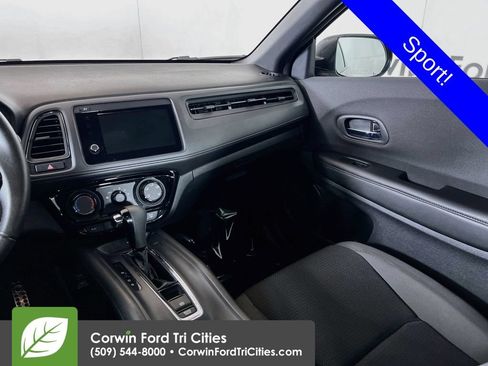 Used 2020 Honda HR-V Sport image 25