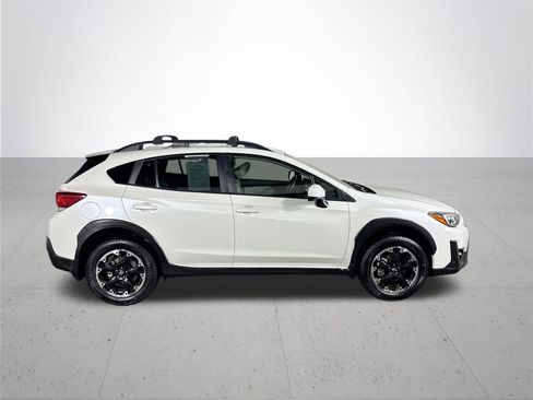 Certified 2022 Subaru Crosstrek 2.0i Premium w/ Moonroof Package image 6