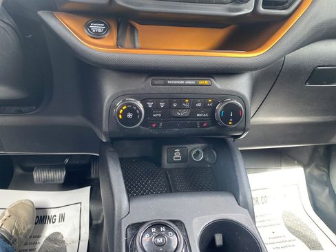 Used 2023 Ford Bronco Sport Badlands image 17
