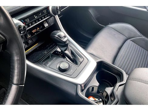 Used 2020 Toyota RAV4 XSE image 15